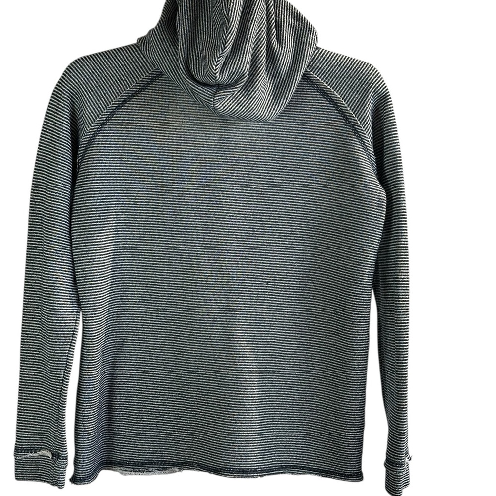 Ocean Drive Navy and White Striped Cowl Neck Long Sleeve W/Hoodie SzM - Picture 2 of 13